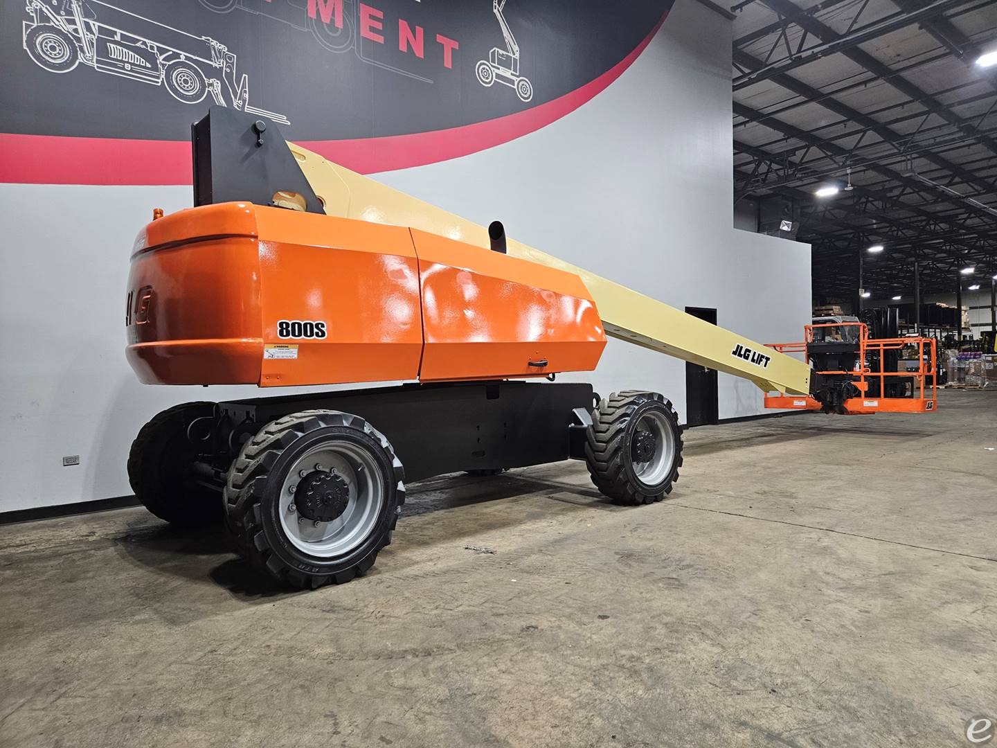 2014 JLG 800S
