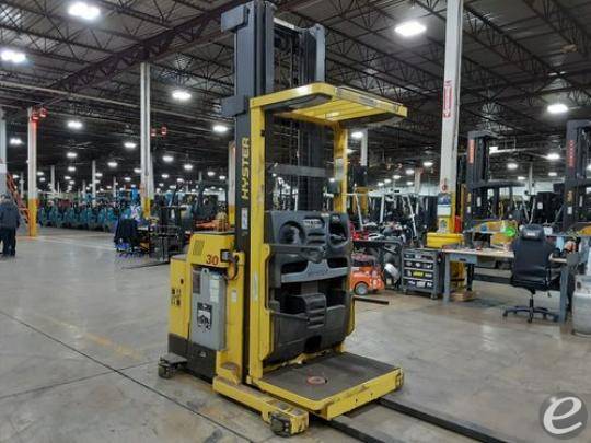 2019 Hyster R30XM3 Electric Order Picker - 123Forklift