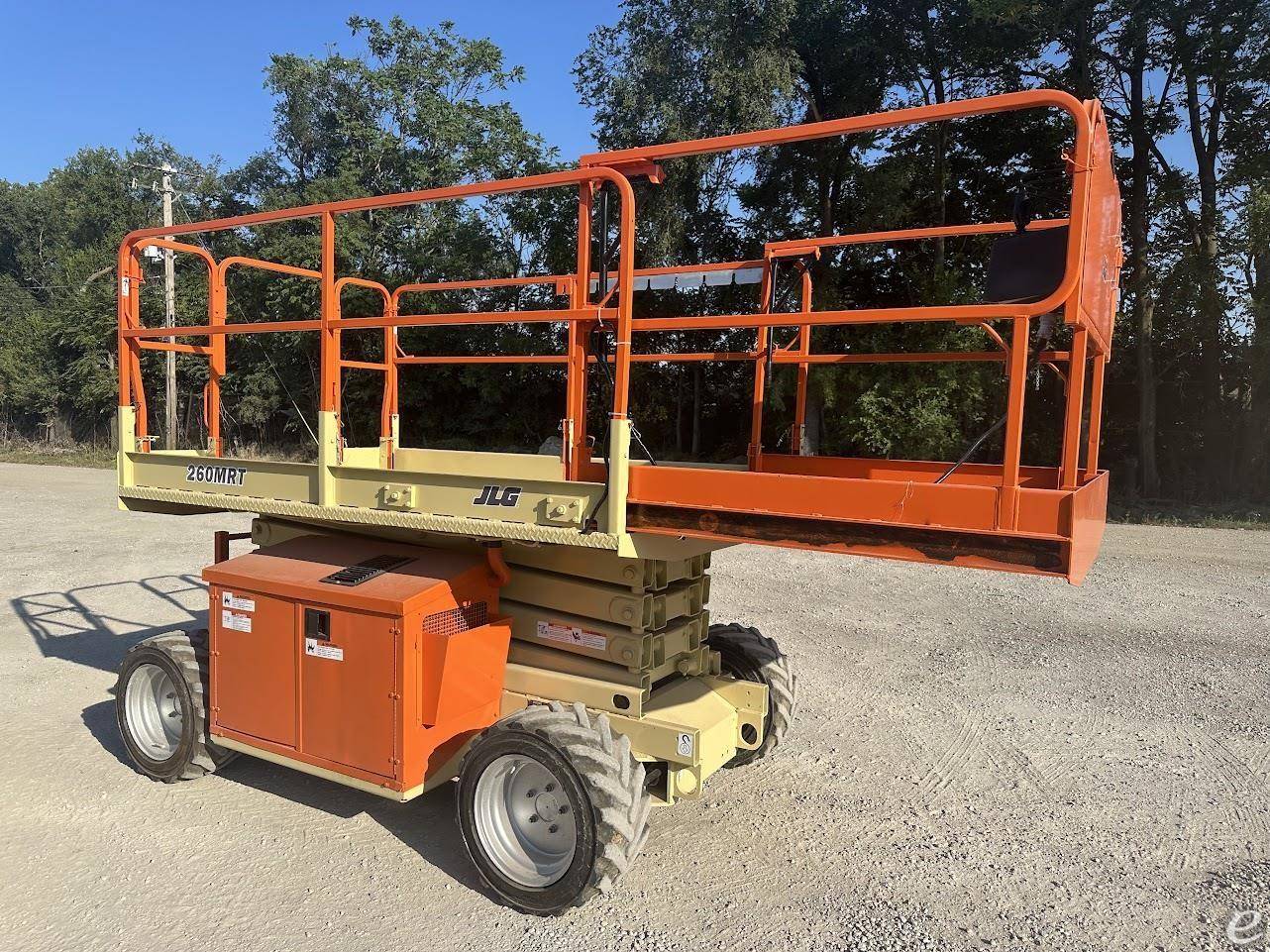 2013 JLG 260MRT Diesel Scissor Lift - 123Forklift