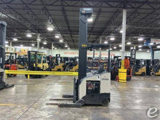 2019 Crown RR5725-45