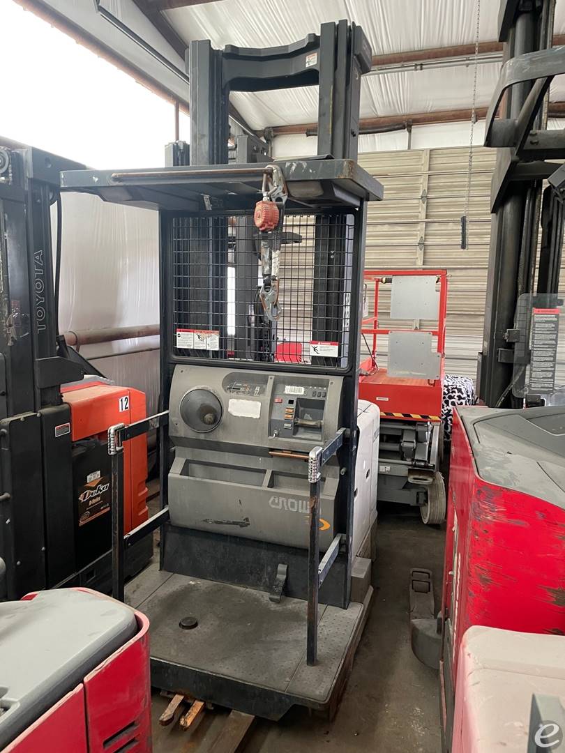 2008 Crown SP3520-30 Electric Order Picker - 123Forklift