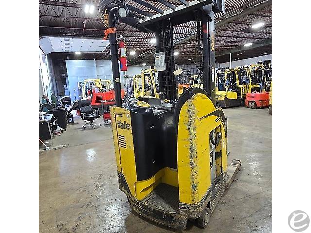 2018 Yale NR045EB
