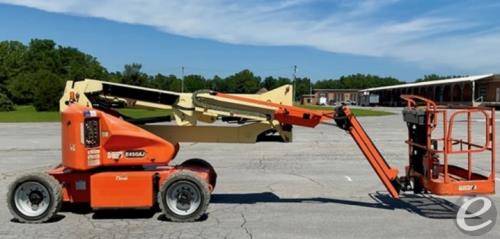 2016 JLG E450AJ