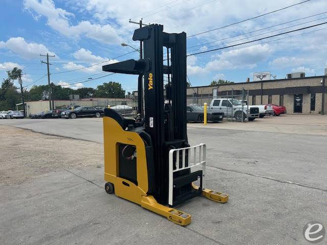 2011 Yale NR045EANL36TE110