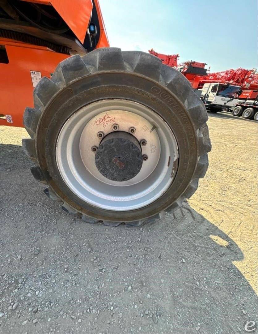 2018 JLG 860SJ
