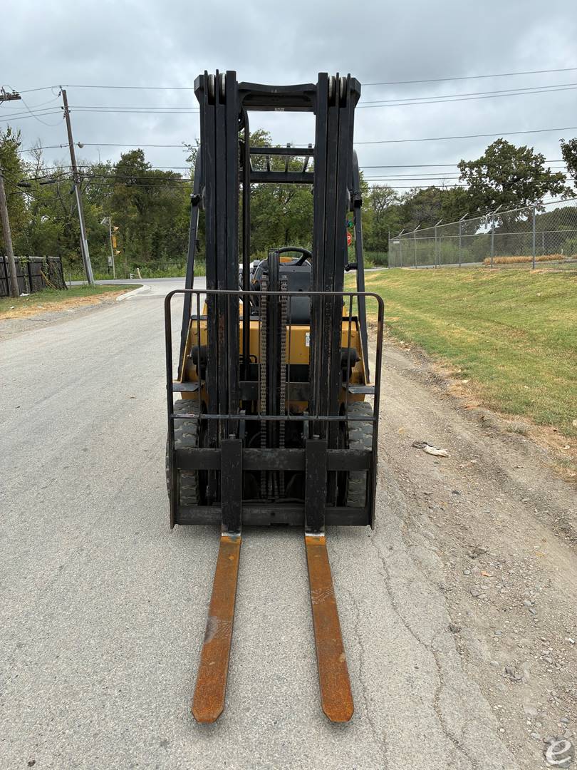 2005 Cat FG25N
