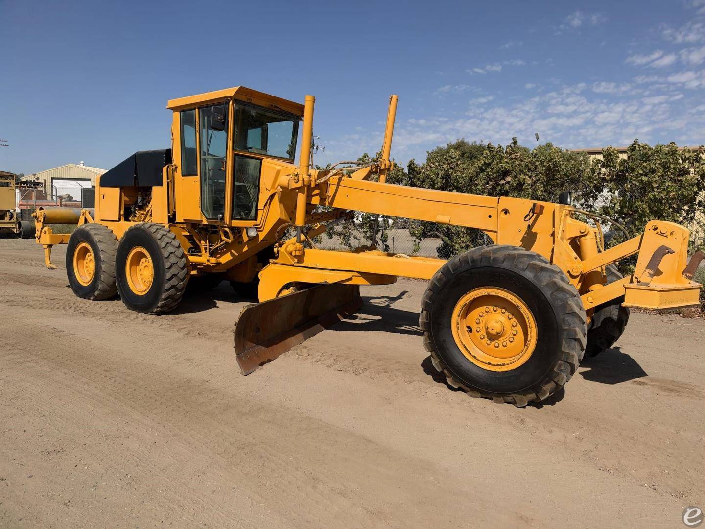 1992 John Deere 670B