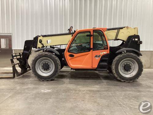 2018 JLG 742