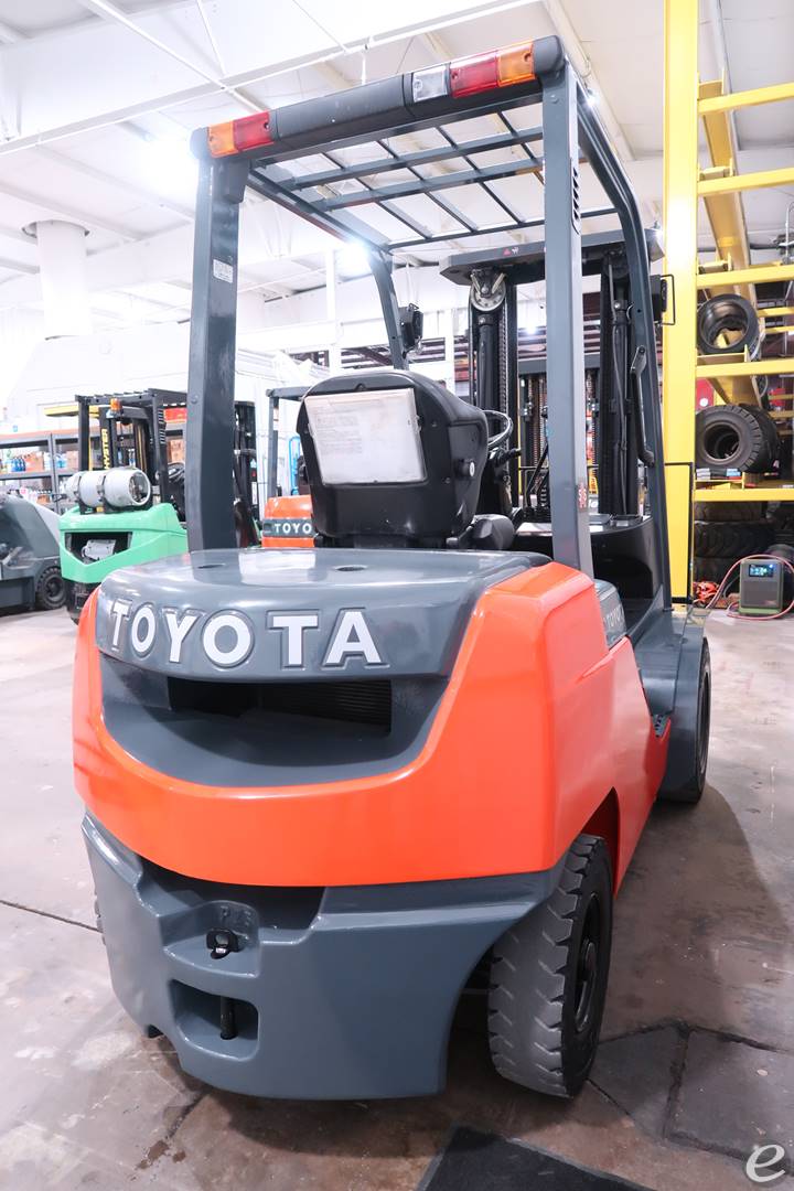 2011 Toyota 8FDU25 Diesel Forklift - 123Forklift