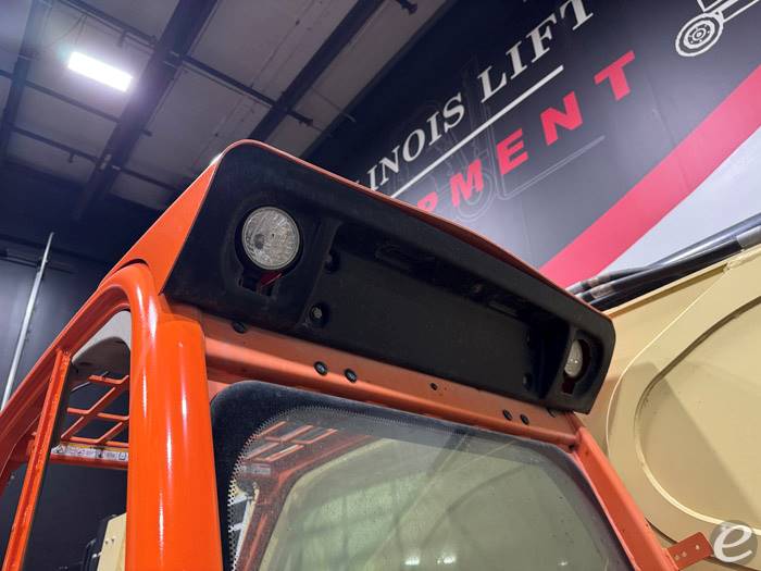 2016 JLG 1255