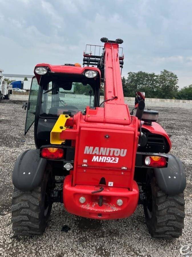 2023 Manitou MT625H