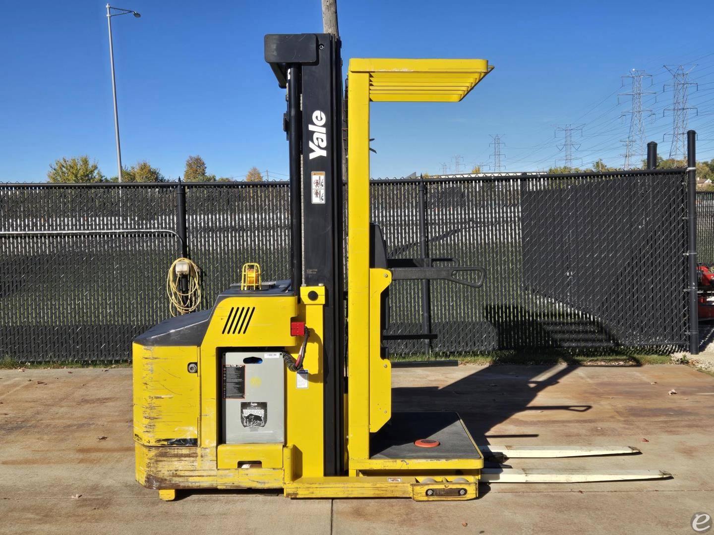 2019 Yale OS030EF