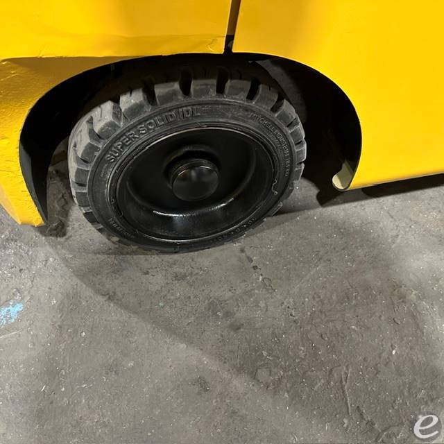 2023 Yale GLC050LX