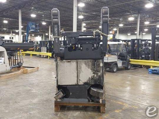 2017 Crown RMD6025-32 Electric Reach Truck - 123Forklift