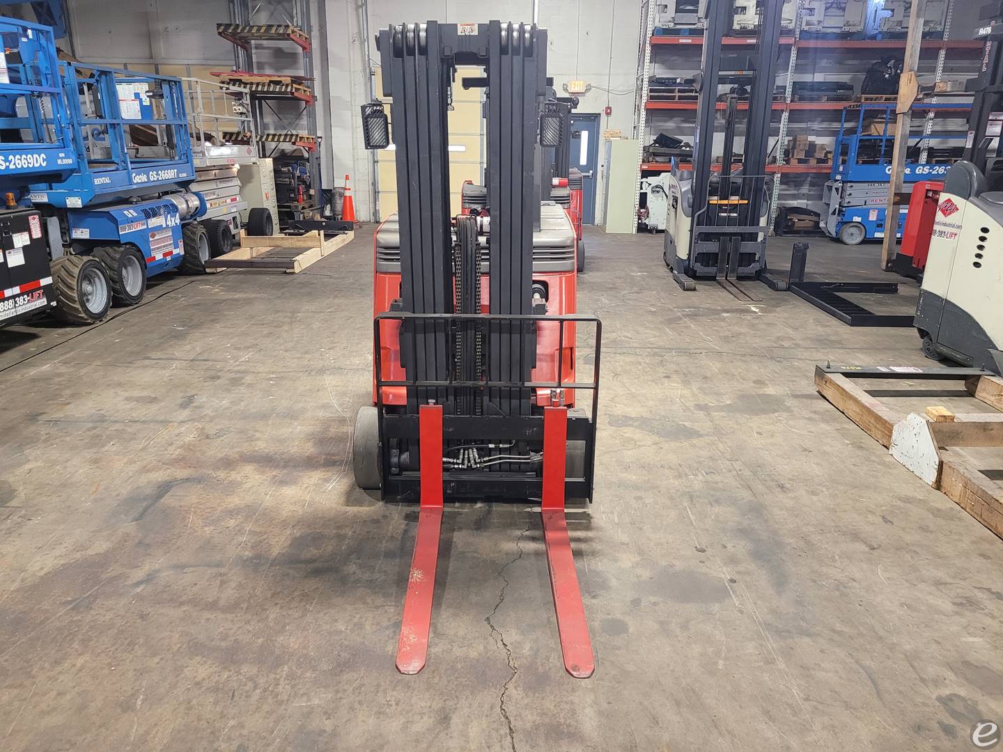 2010 Raymond 420-C35QM Electric Forklift - 123Forklift
