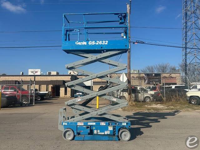 2004 Genie GS2632