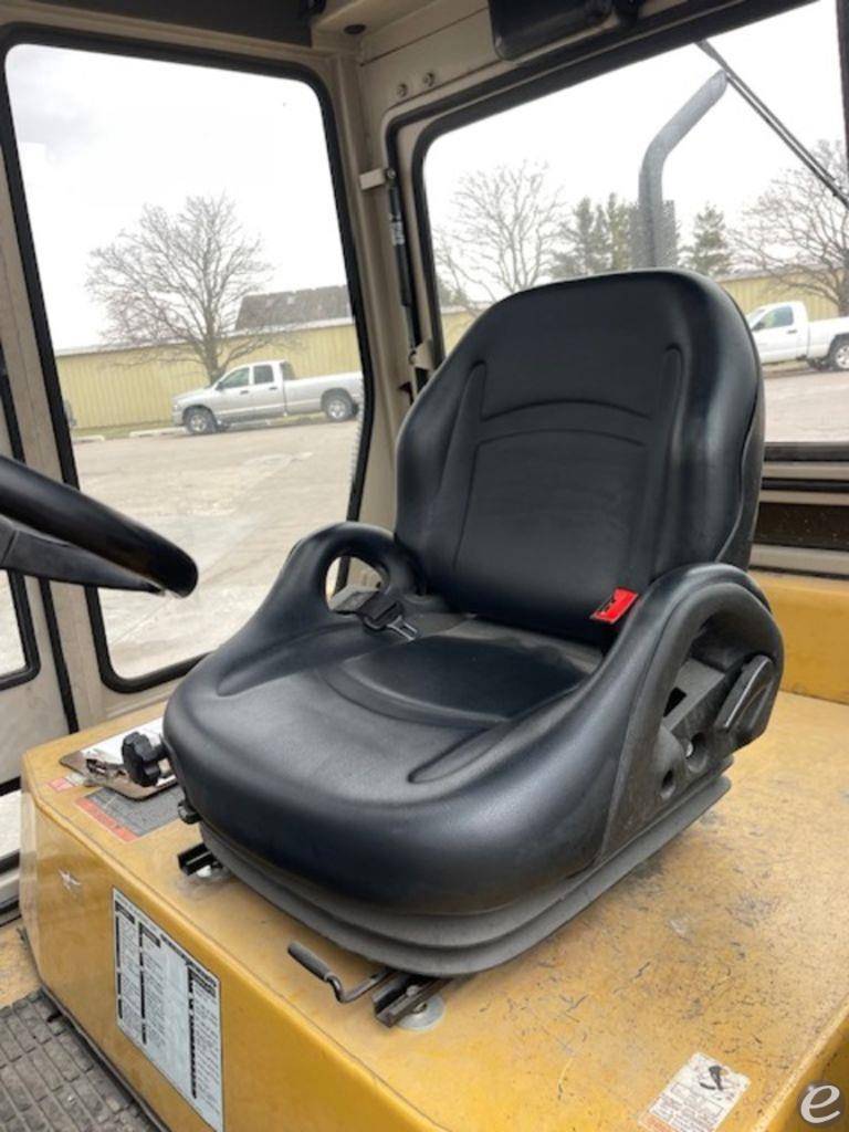 2007 Cat DP70