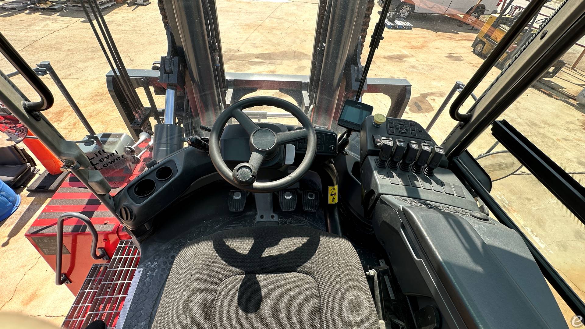 2018 Kalmar DCG - 250