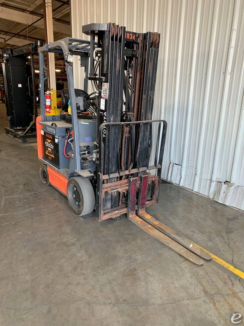 2017 Toyota 8FBCU25 Electric Forklift - 123Forklift