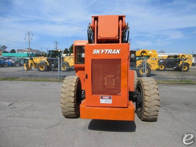 2015 Skytrak 8042