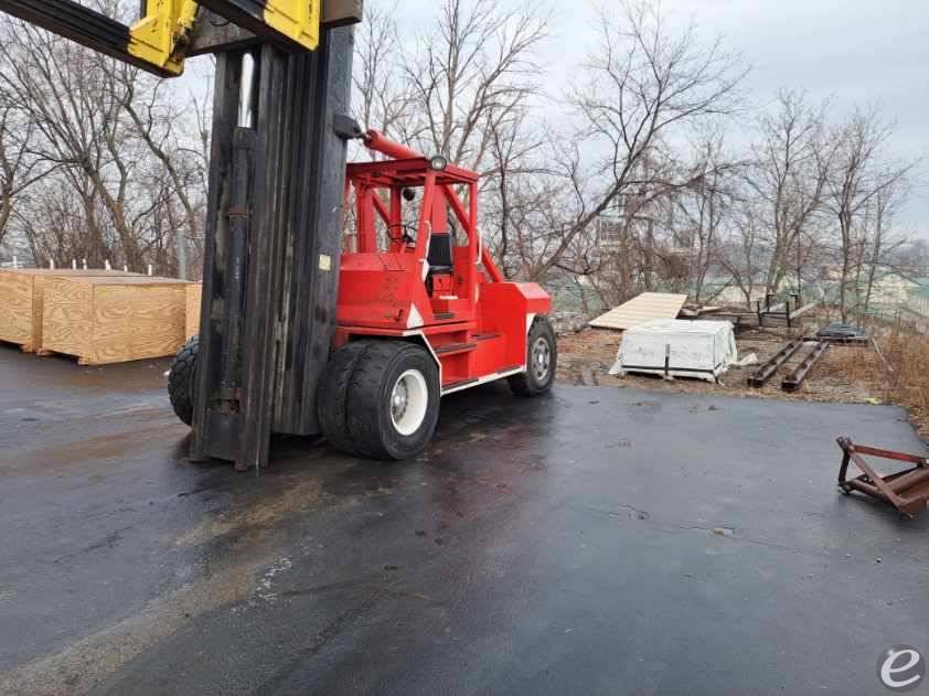 1990 Taylor TSE-120-01 Diesel Forkl...