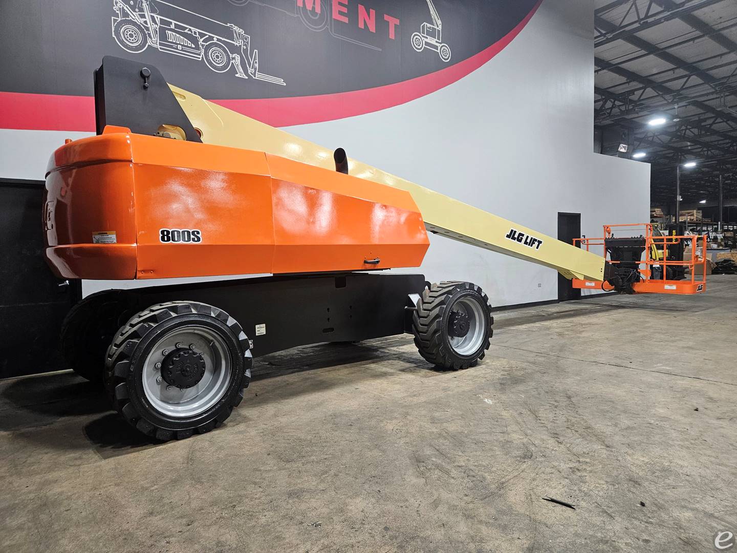 2015 JLG 800S