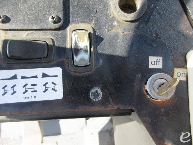 2013 Genie GTH1056