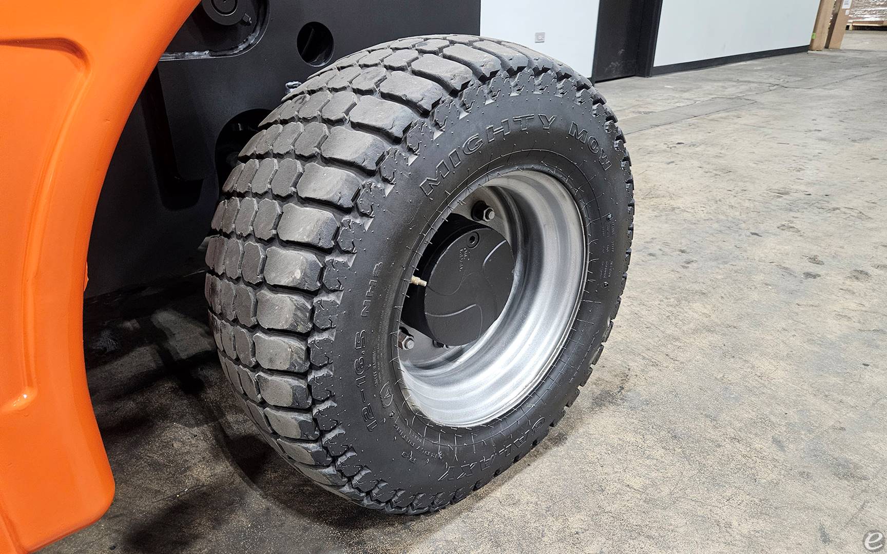 2017 JLG G5-18A