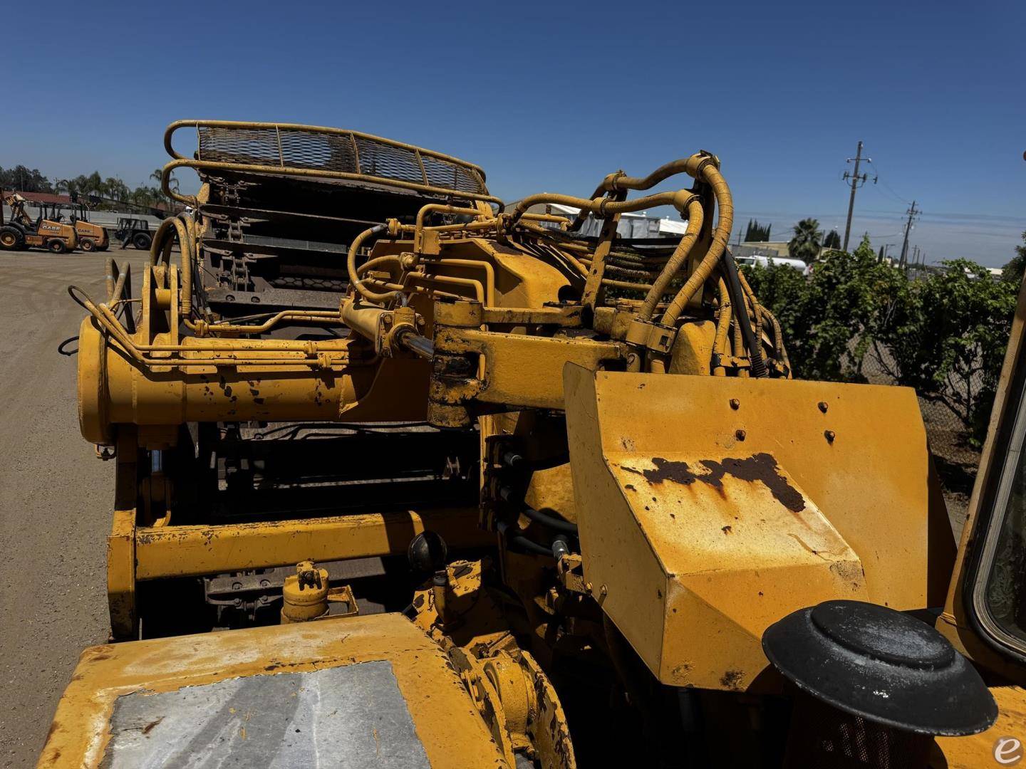1984 Cat 615