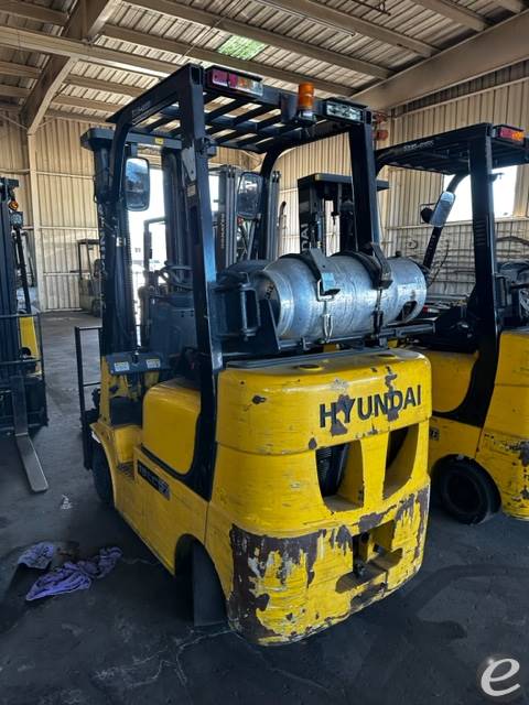 2010 Hyundai 18LC-7 Natural Gas For...