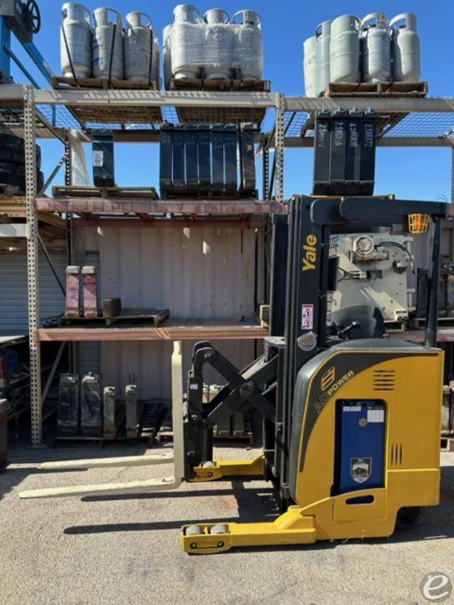 2008 Yale NR040DA Electric Reach Truck - 123Forklift