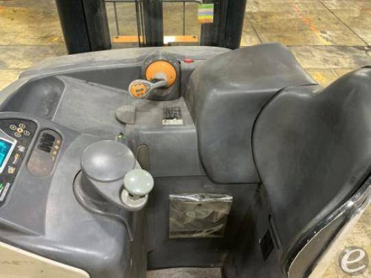 2018 Crown RR5725-45