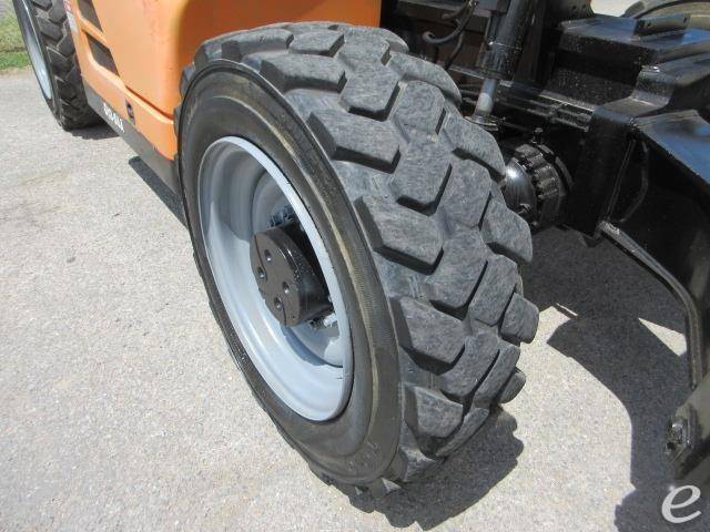 2015 JLG G12-55A
