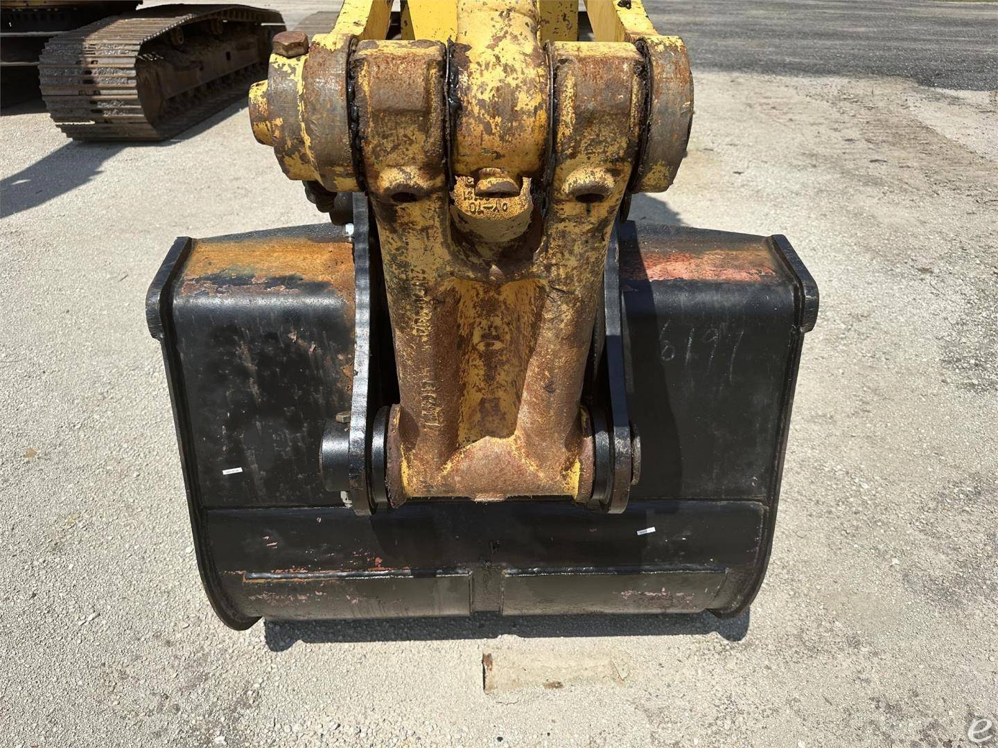 2015 Komatsu PC210 LCi-10