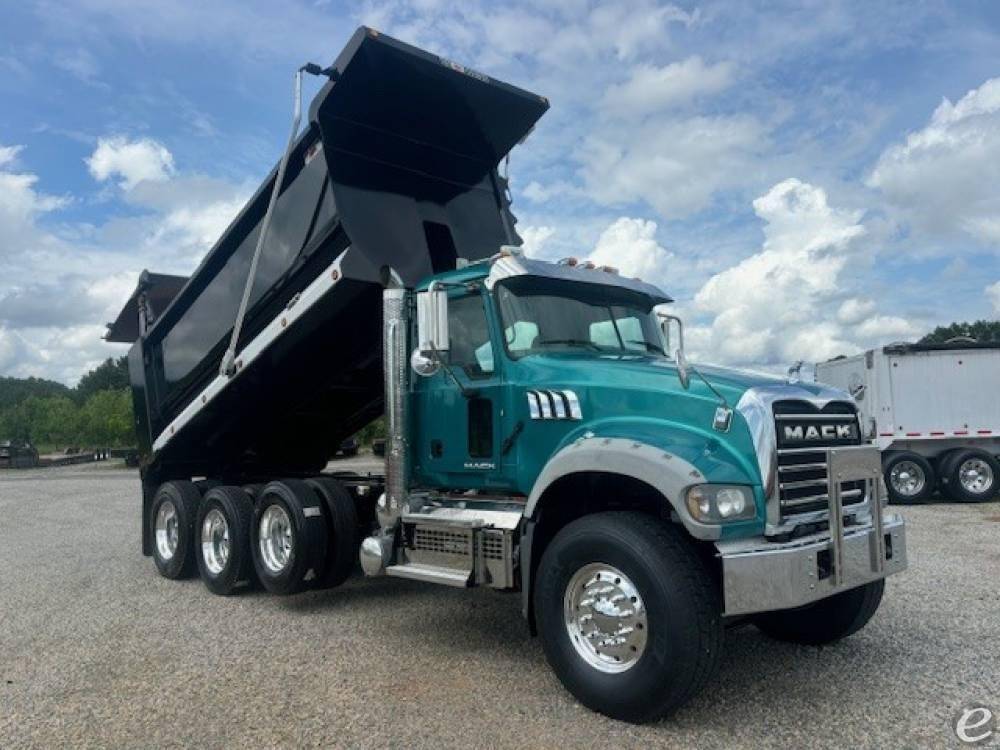 2018 Mack GRANITE GU713