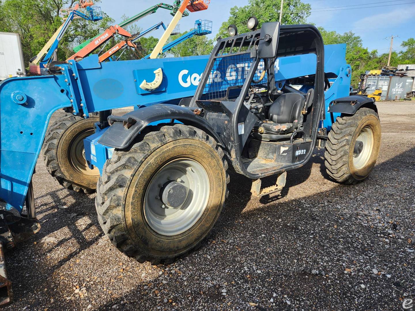 2015 Genie 844