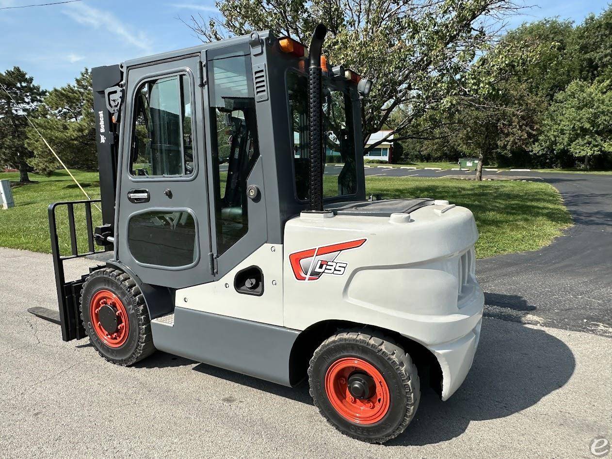 2014 Doosan D35S-5