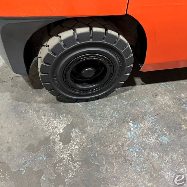 2021 Toyota 8FDU32