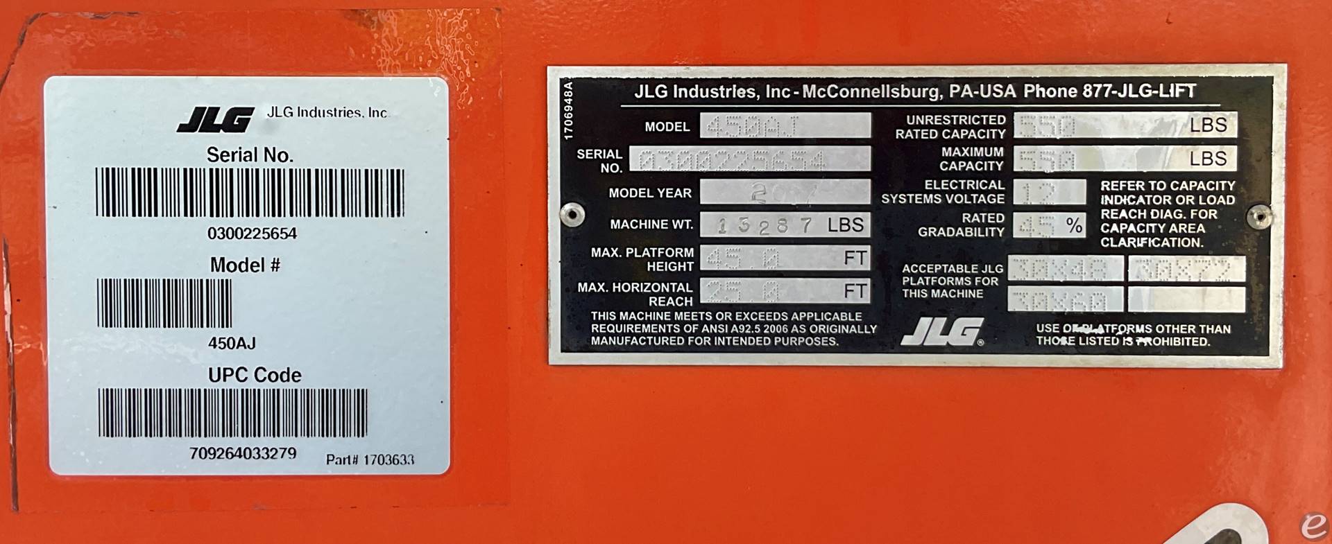 2017 JLG 450AJ