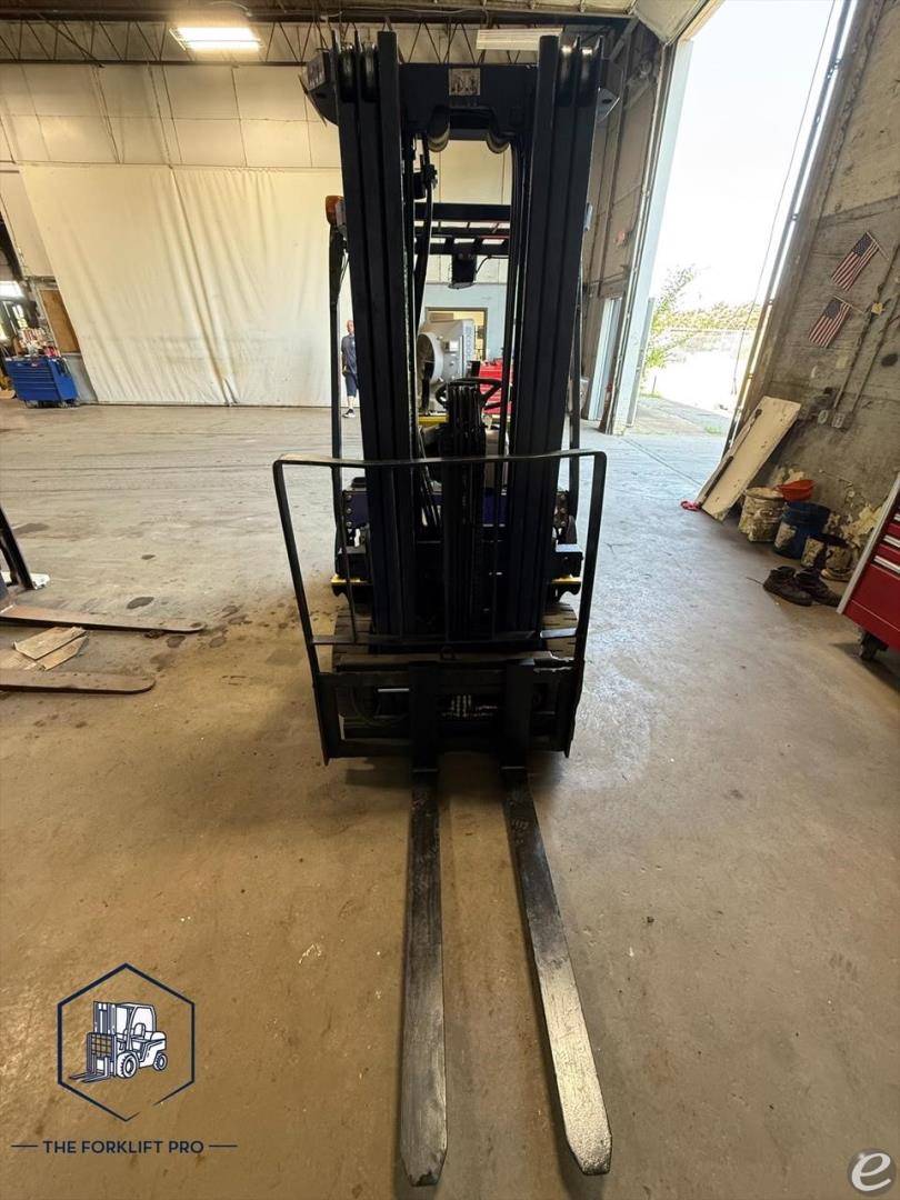2000 Komatsu FG25ST-12