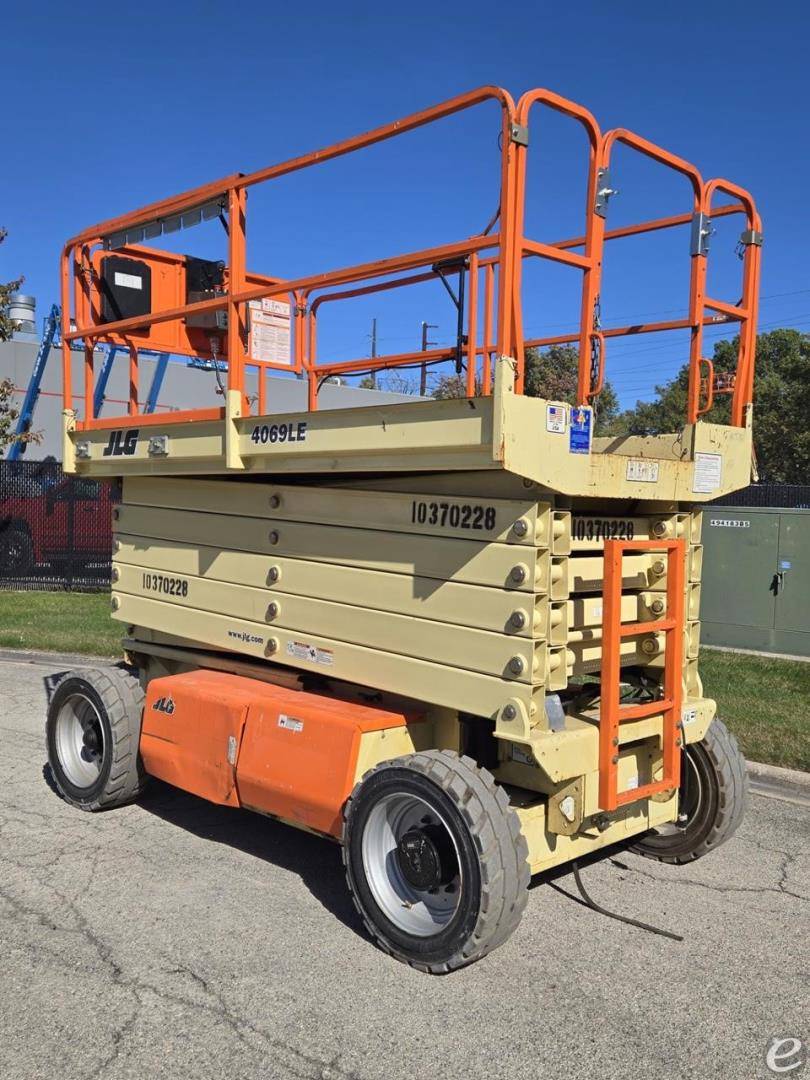 2015 JLG 4069LE Electric Scissor Lift - 123Forklift