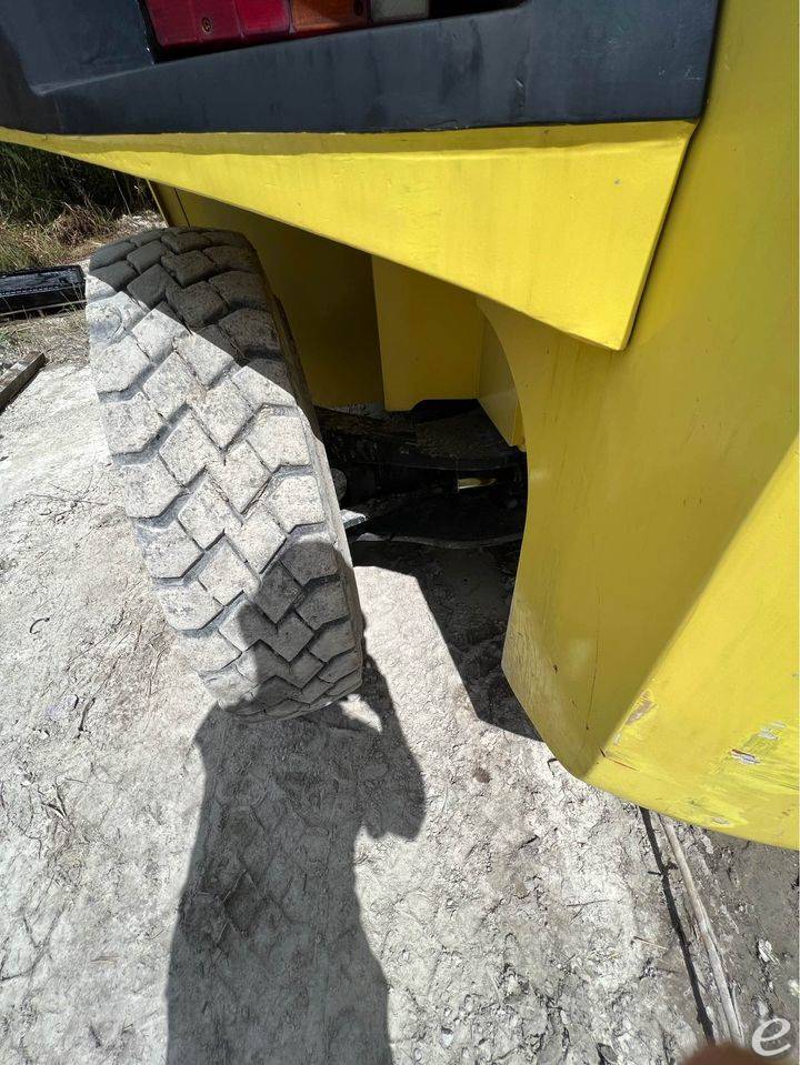 2004 Hyster H360HD