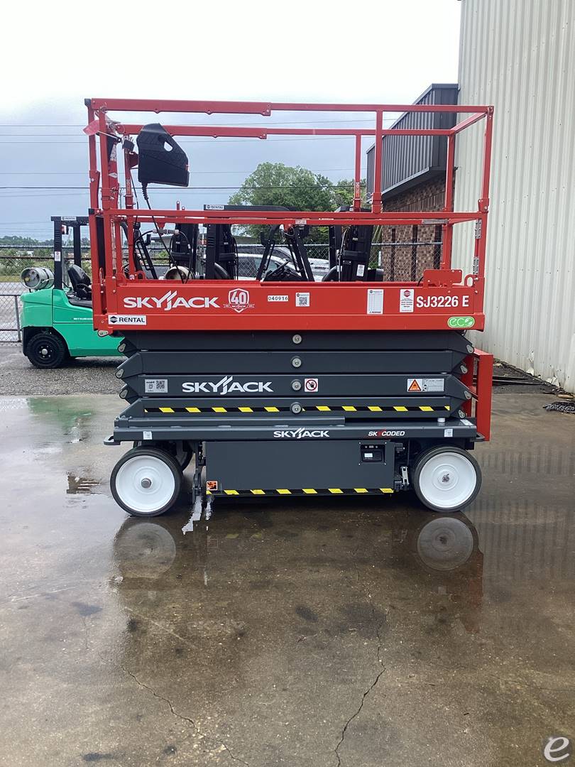 2017 Skyjack SJ3226