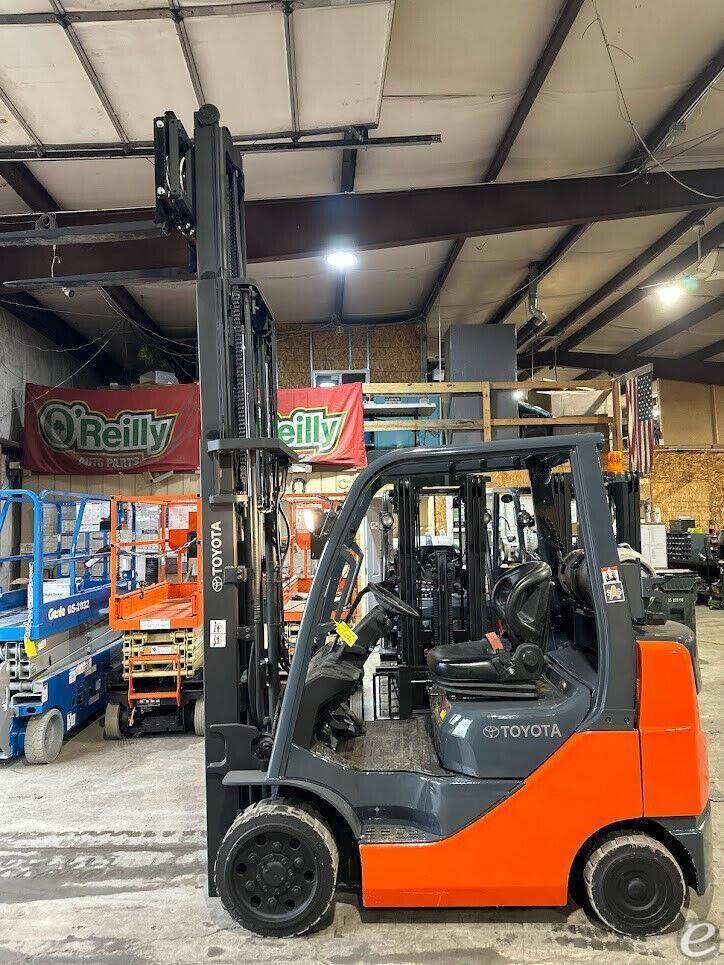 2014 Toyota 8FGCU25 Gasoline Forklift - 123Forklift