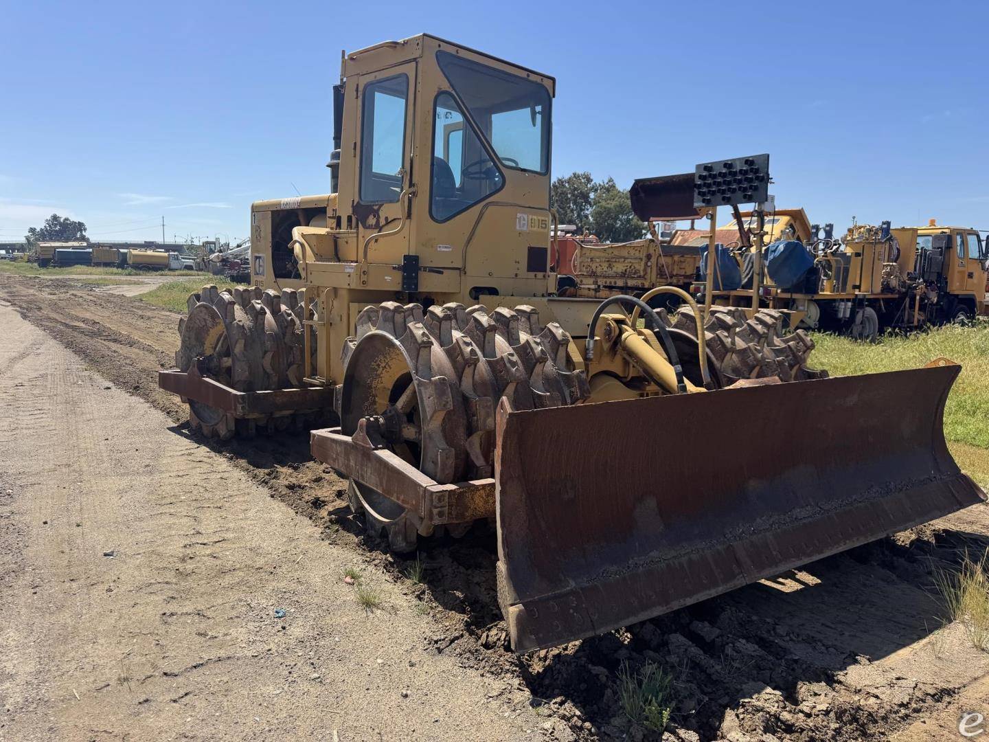 1974 Cat 815