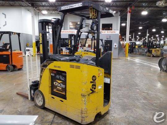 2016 Yale ESC040 Electric Forklift - 123Forklift