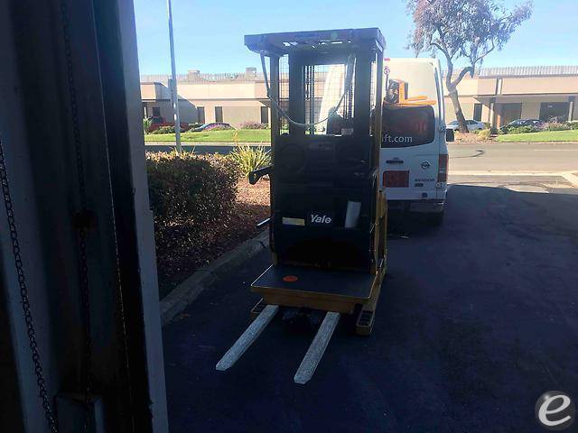 2018 Yale OS030EF Electric Order Pi...
