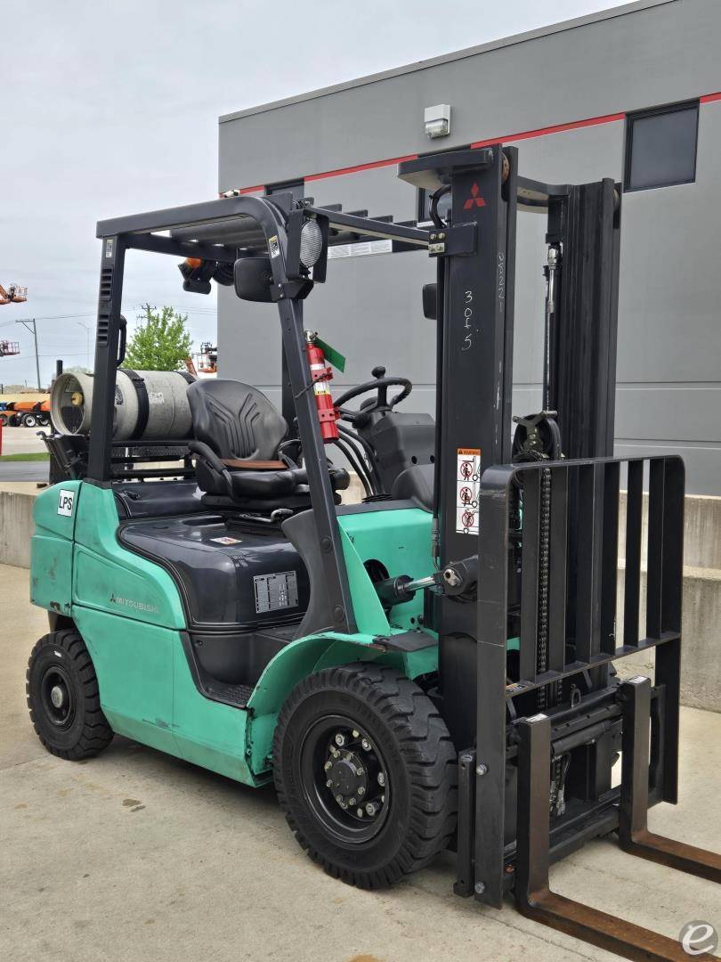 2020 Mitsubishi FG25N