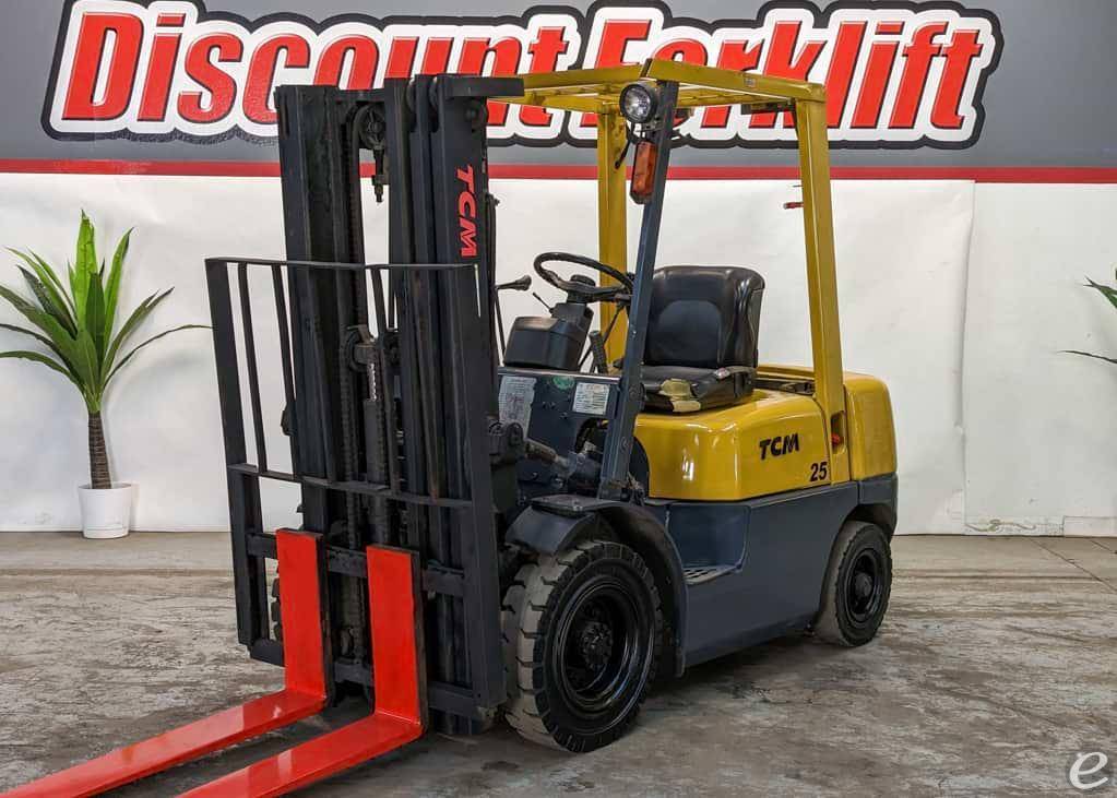 1996 TCM FHG25N5T Gasoline Forklift - 123Forklift