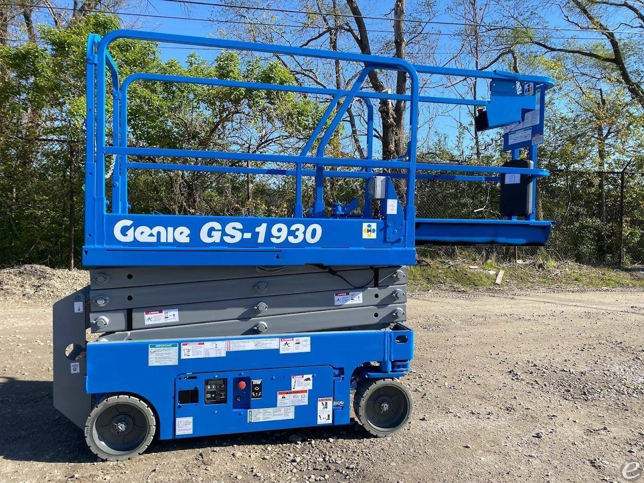 2014 Genie GS1930 Electric Scissor Lift - 123Forklift